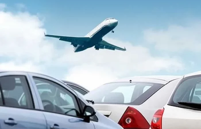 Trouver et réserver une place de parking près de l’aéroport